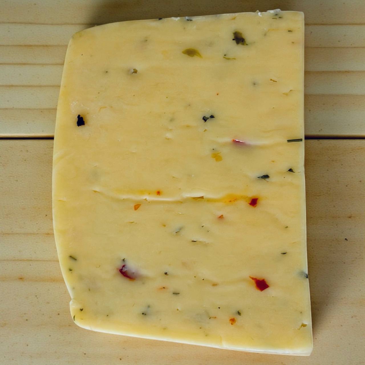 Сир твердий "Мисливський"